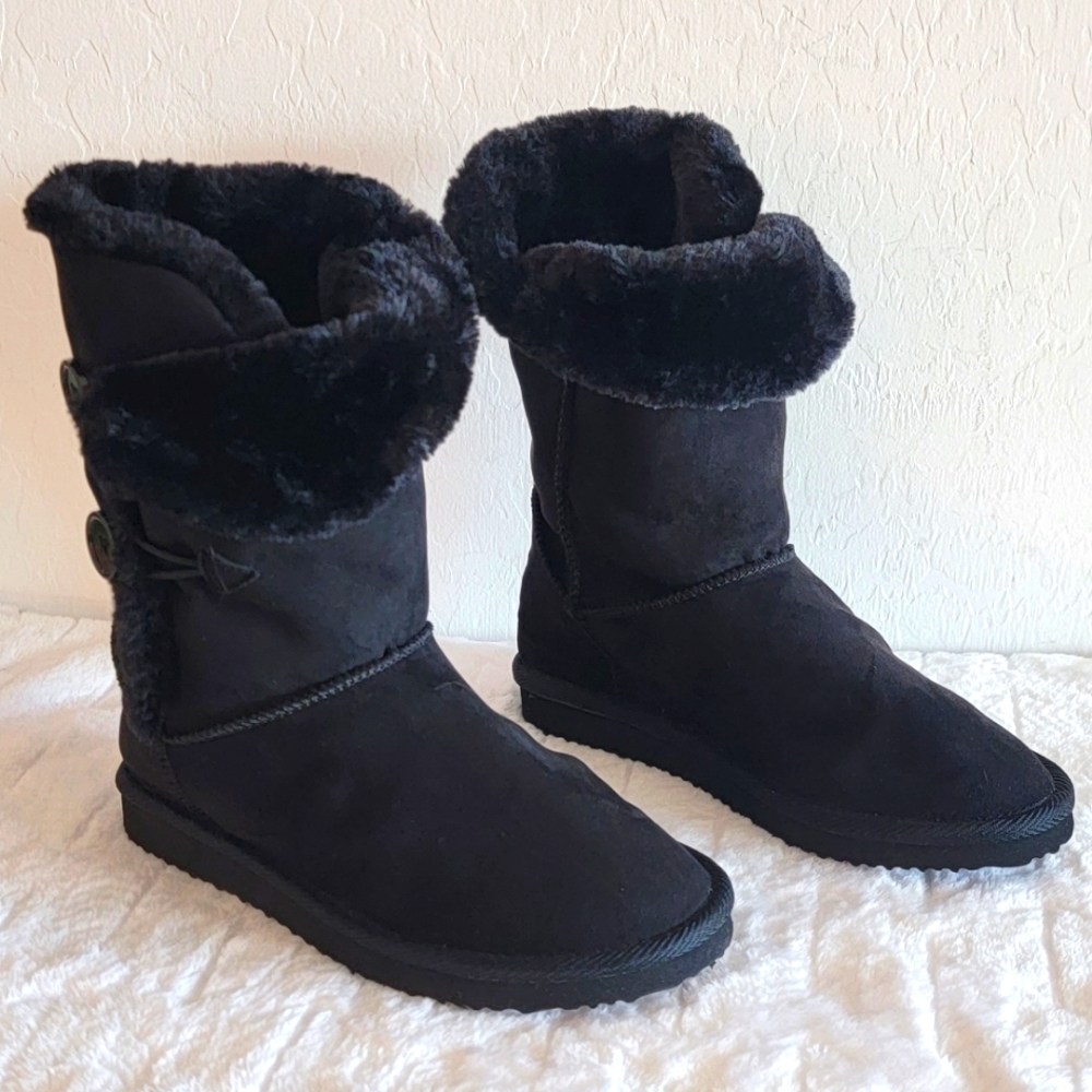 Girls Fur Lined Slip-on Boots Size 3 NWOT